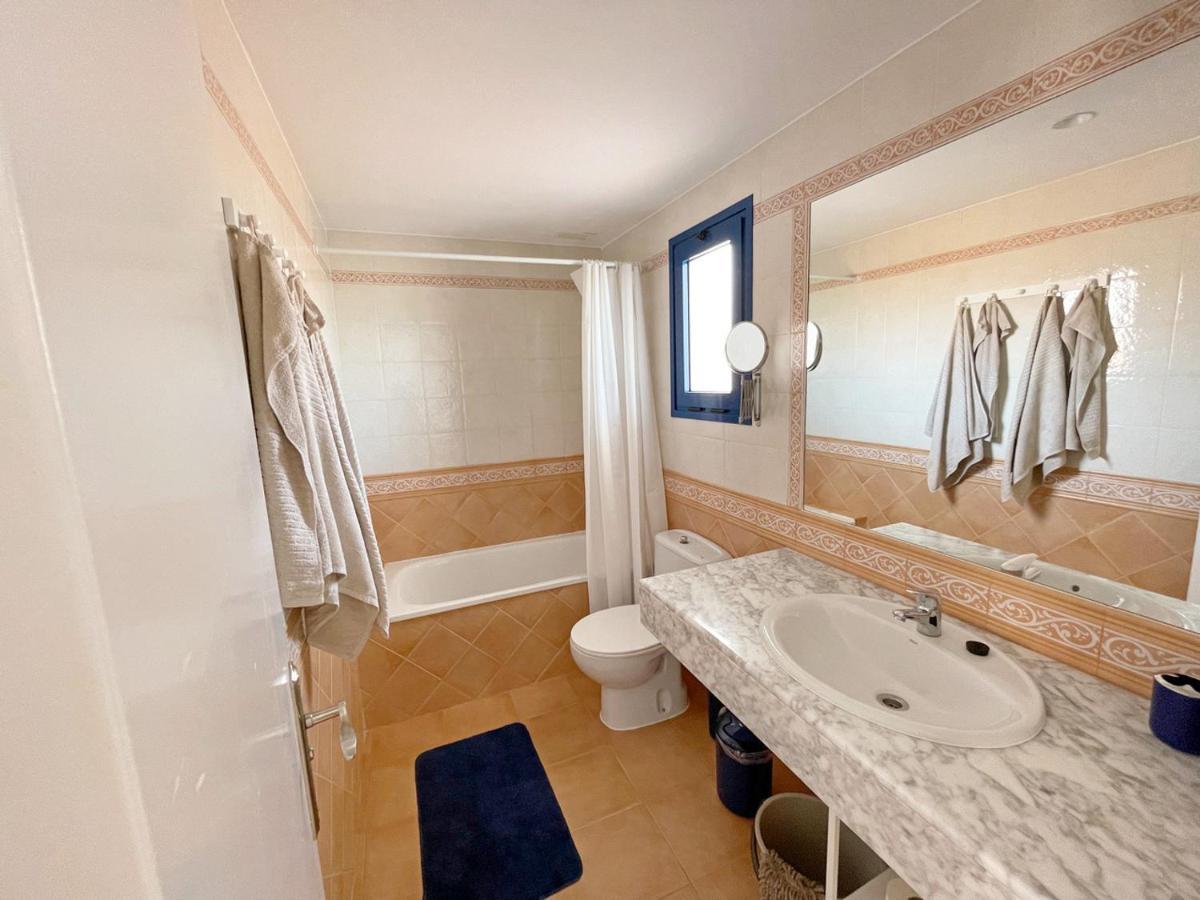 Apartamento Vilem & Piscina, Wi-Fi Costa Calma Bagian luar foto